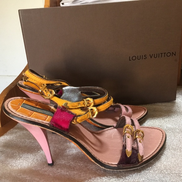 louis vuitton strap heels